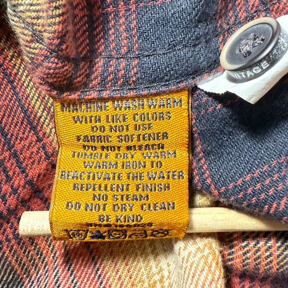 Tailor Vintage Men's Rust gold Plaid Luxe Performance Shirt Size M - Picture 8 of 9